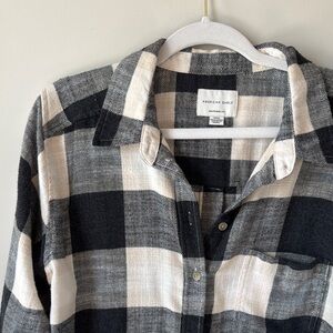 American Eagle Outfitters Black and White Plaid Men's Shirt
